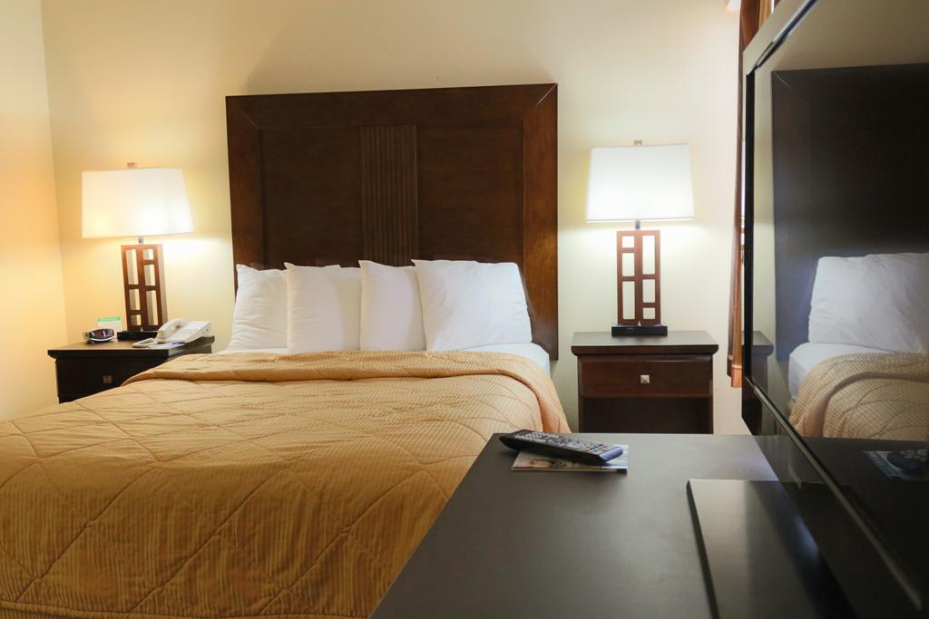 Frontier Hotel Houston Ngoại thất bức ảnh